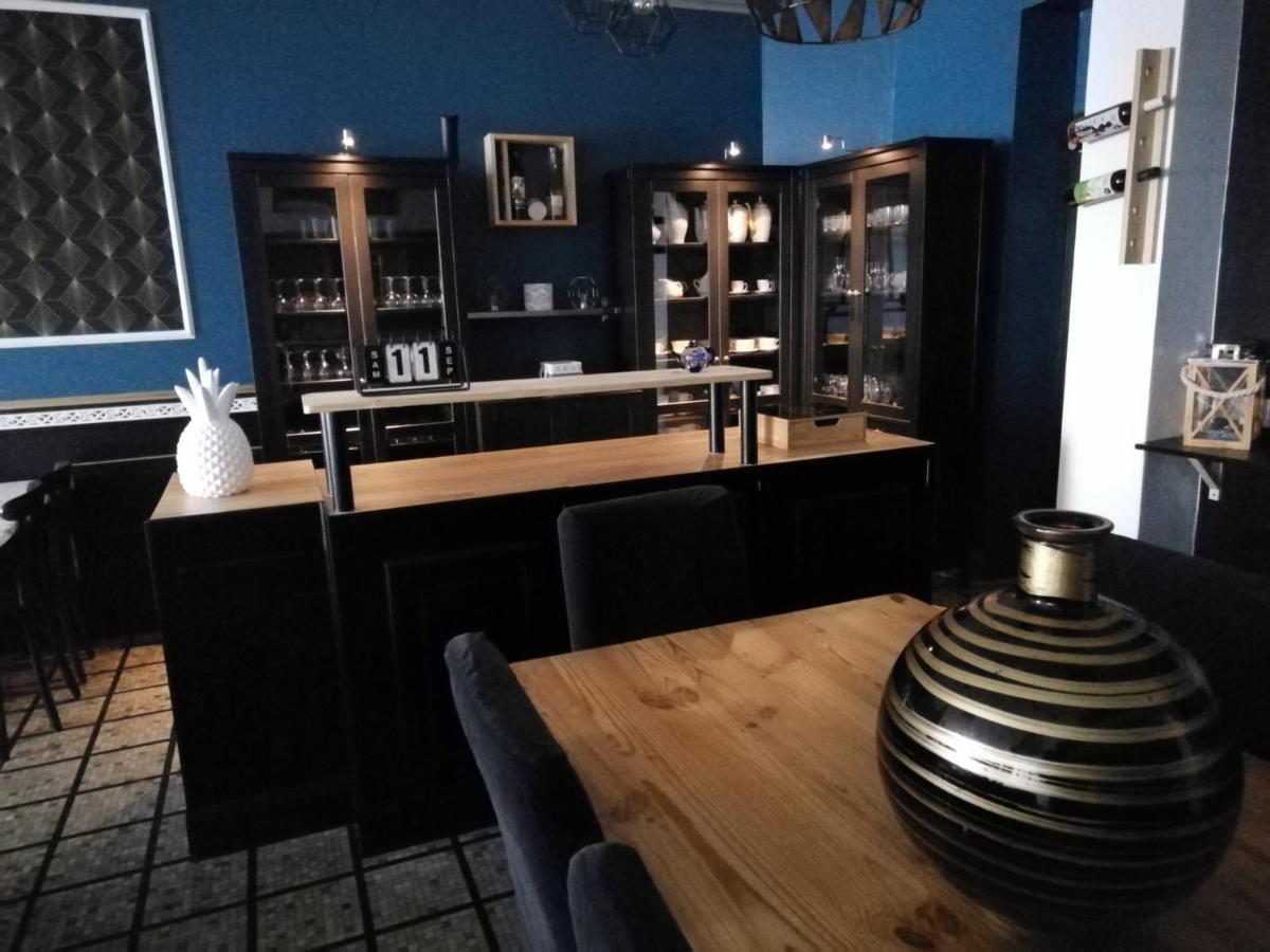 Hotel Sainte Therese Lourdes Bagian luar foto